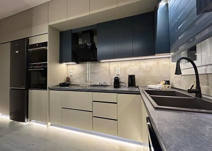 Nadias Luxury Лариса